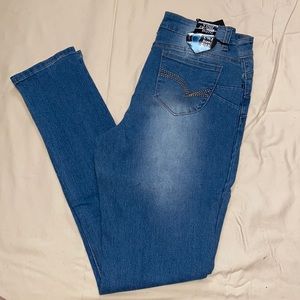 Fashion nova skinny jeans